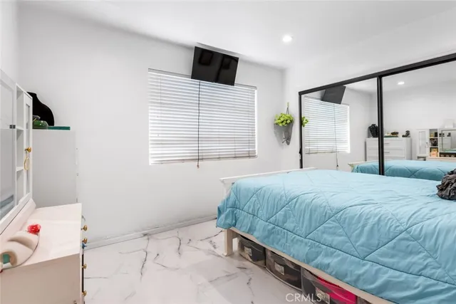 $1,090,000 | 11372 Gaynor Avenue, Granada Hills, CA 91344