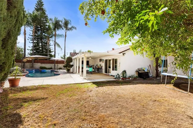 $1,090,000 | 11372 Gaynor Avenue, Granada Hills, CA 91344