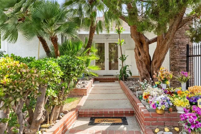 $1,090,000 | 11372 Gaynor Avenue, Granada Hills, CA 91344