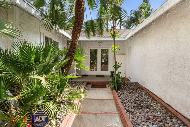 $1,090,000 | 11372 Gaynor Avenue, Granada Hills, CA 91344