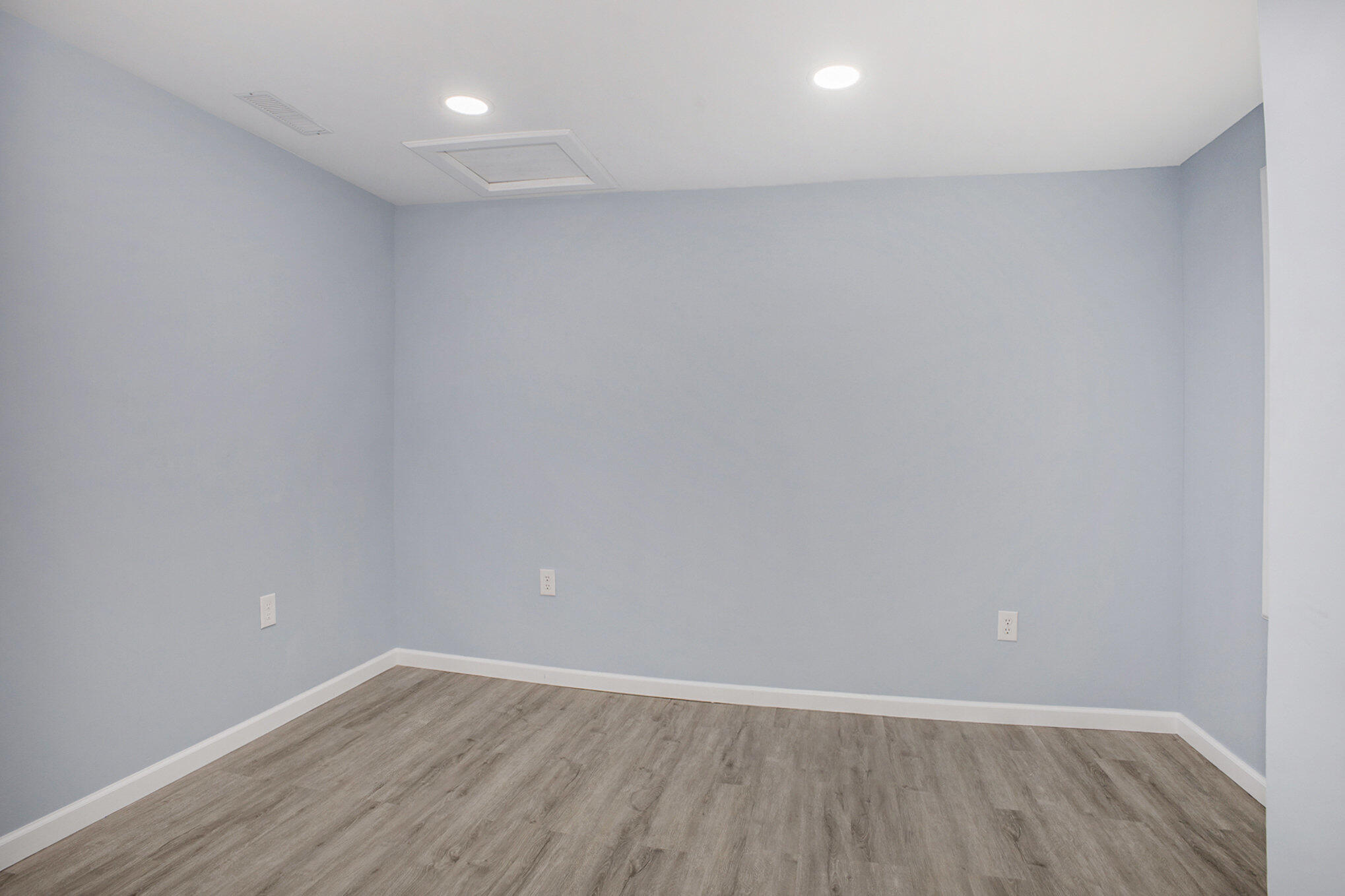 185 Felton Street Benton Harbor, MI 49022 - Photo 11 of 17 010_file_778