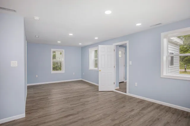 $159,000 | 185 Felton Street, Benton Harbor, MI 49022