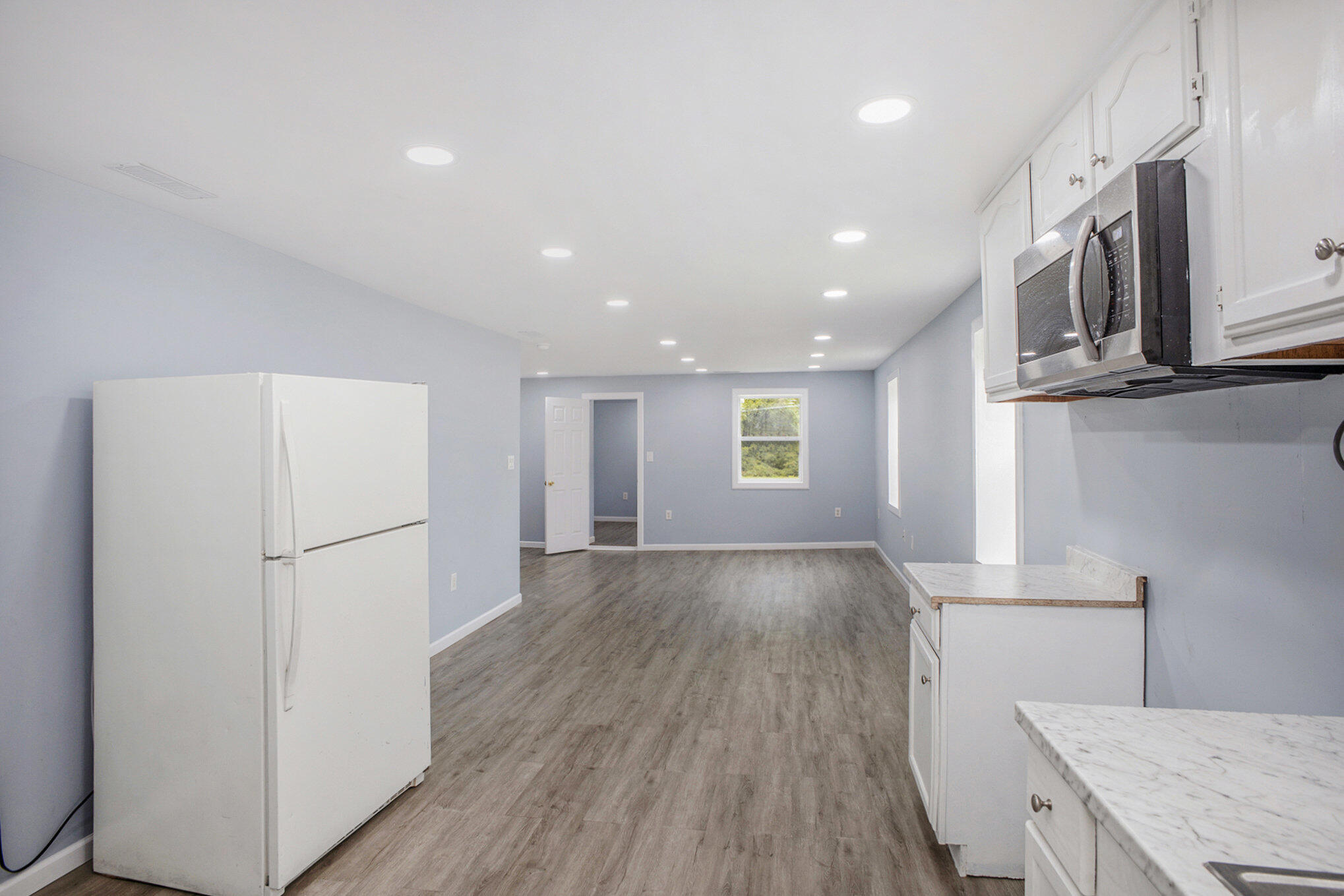 185 Felton Street Benton Harbor, MI 49022 - Photo 7 of 17 006_file_768