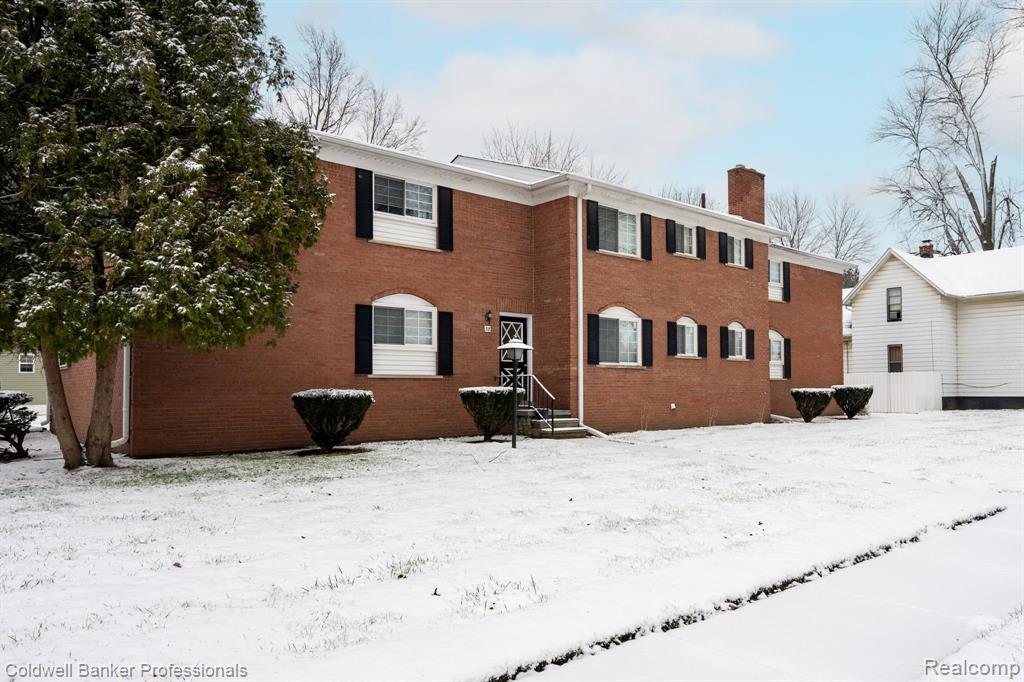 38 3rd Street, Unit 3 Mount Clemens, MI 48043 - Photo 2 of 14