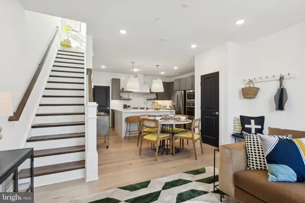 $529,999 | 111 East Cromwell Street, Unit 1007, Baltimore, MD 21230