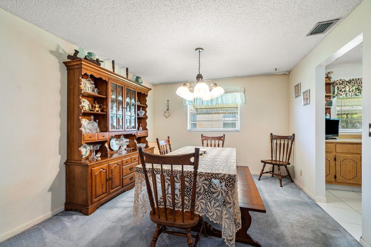 9213 Southwest 18th Street Boca Raton, FL 33428 - Photo 4 of 11 013-9213Southwest18thStreet-BocaRaton-FL