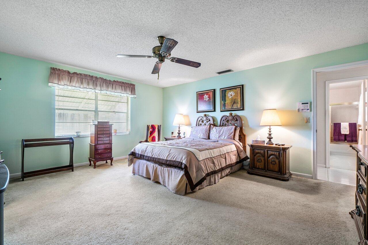 9213 Southwest 18th Street Boca Raton, FL 33428 - Photo 6 of 11 020-9213Southwest18thStreet-BocaRaton-FL