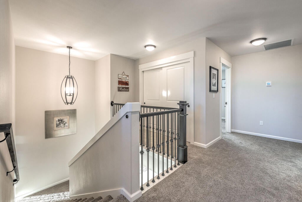 344 Northwest Saddle Ridge Loop Prineville, OR 97754 - Photo 51 of 64 49