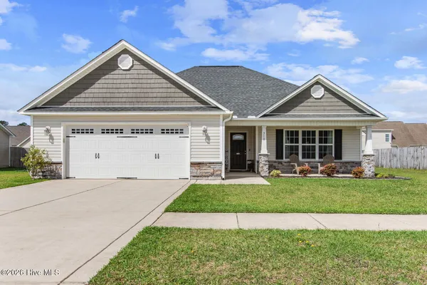 $1,850 | 318 Aquamarine Circle, Jacksonville, NC 28546