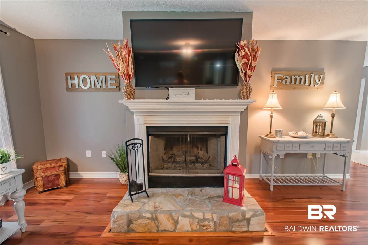 101 Raphael Semmes Drive West Daphne, AL 36527 - Photo 11 of 45