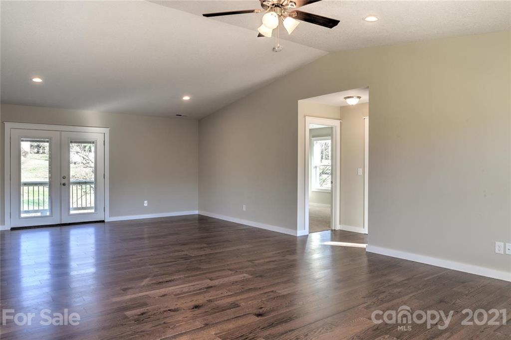 800 North Luther Road Candler, NC 28715 - Photo 11 of 30 Gallery Image 11