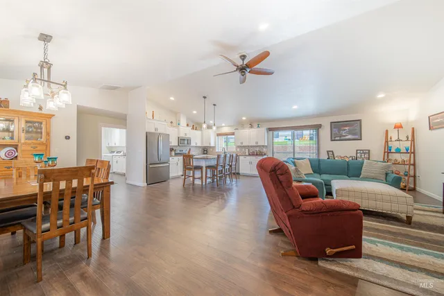 $525,000 | 1727 Canyon Crest Way, Lewiston, ID 83501