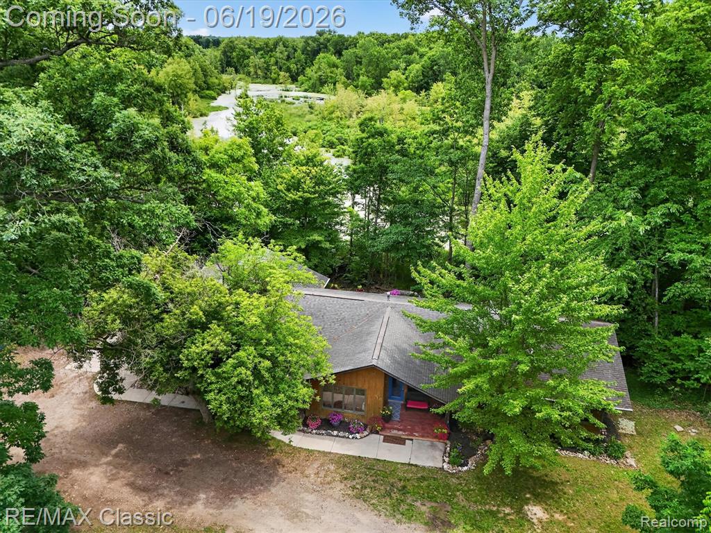 12189 Gage Road Holly, MI 48442 - Photo 1 of 69