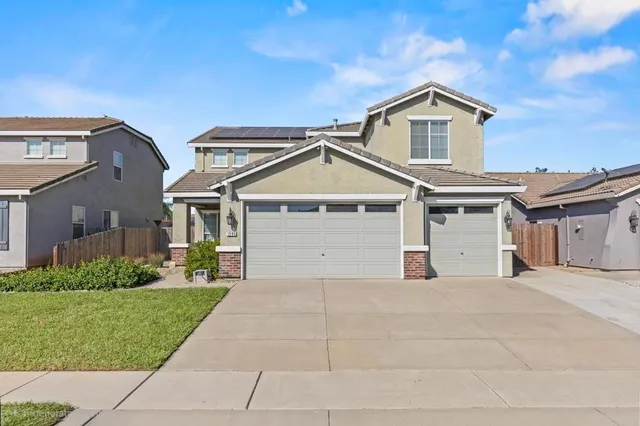 $620,000 | 1986 Branding Iron Way, Plumas Lake, CA 95961