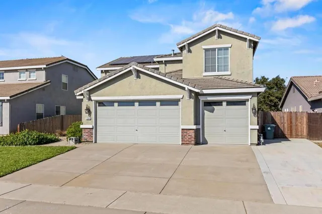 $620,000 | 1986 Branding Iron Way, Plumas Lake, CA 95961