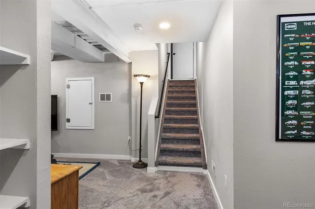 a view of entryway with a front door