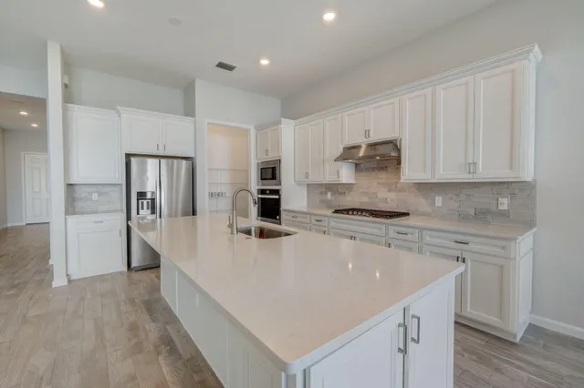 $3,500 | 837 Southeast Courances Drive, Port St. Lucie, FL 34984