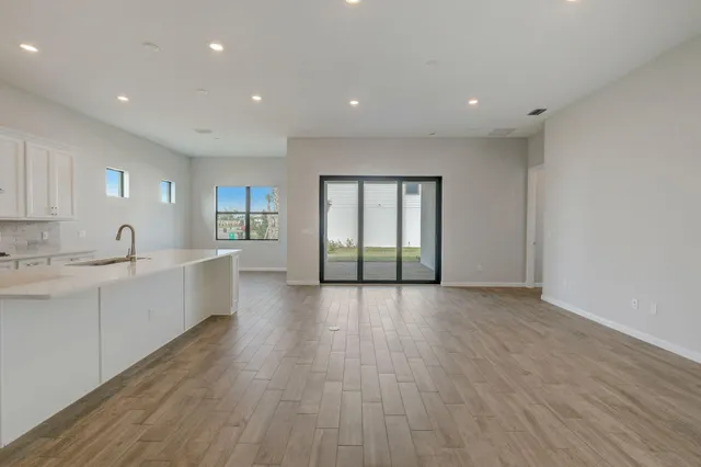 $3,500 | 837 Southeast Courances Drive, Port St. Lucie, FL 34984