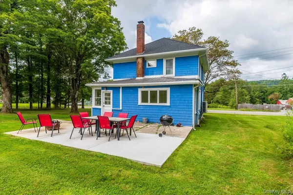 $2,000 | 692 Old Rte 17, Livingston Manor, NY 12758