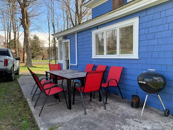 $2,000 | 692 Old Rte 17, Livingston Manor, NY 12758