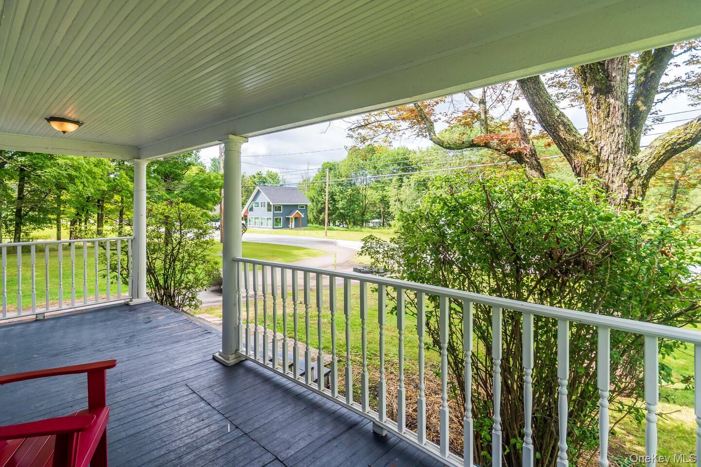 692 Old Rte 17 Livingston Manor, NY 12758 - Photo 5 of 29