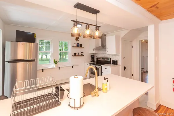 $2,000 | 692 Old Rte 17, Livingston Manor, NY 12758