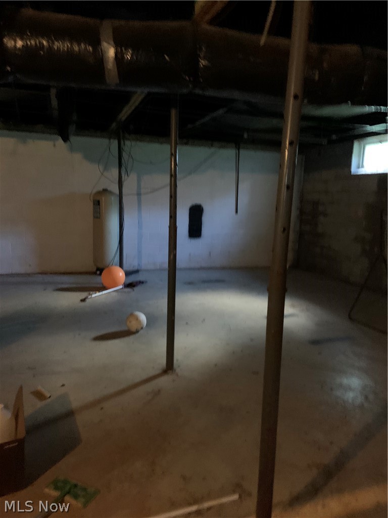 11185 Madison Road Huntsburg, OH 44046 - Photo 7 of 11 Full basement