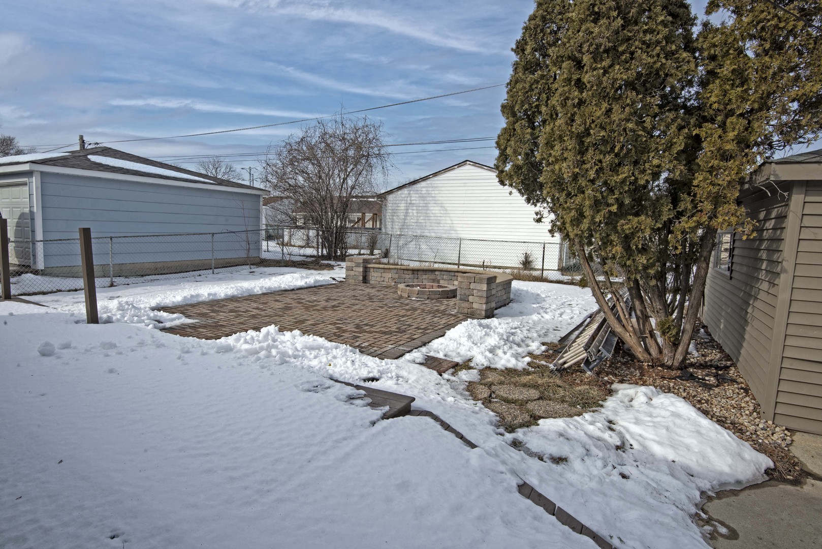 412 Haller Avenue Romeoville, IL 60446 - Photo 17 of 19 a view of a backyard of the house