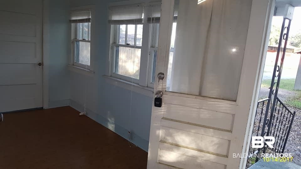 304 West Orange Avenue Foley, AL 36535 - Photo 14 of 40 Front porch
