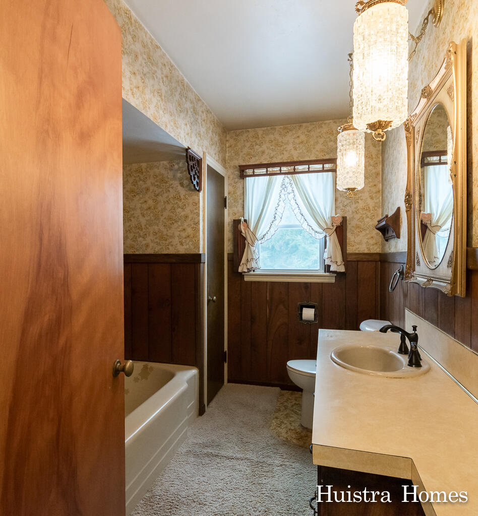 17537 Taft Road Spring Lake, MI 49456 - Photo 22 of 31 17537TaftRd22Lores