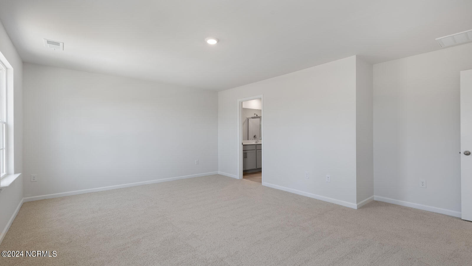 7670 Michelle Road Rocky Mount, NC 27803 - Photo 9 of 28 10