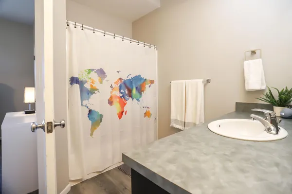 $310,000 | 4390 46th Avenue South, Unit B, Fargo, ND 58104