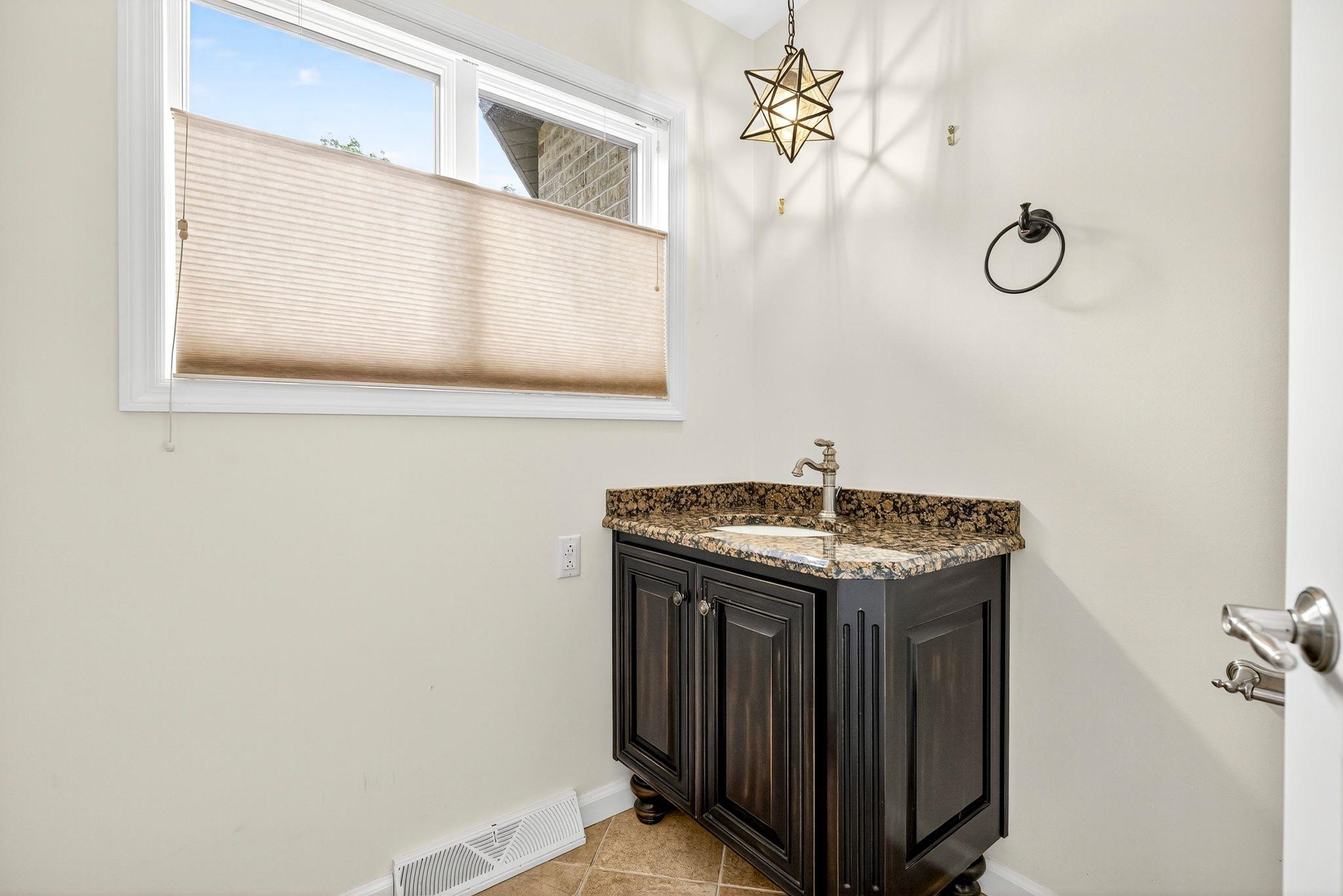 2905 Fox Run Appleton, WI 54914 - Photo 19 of 52