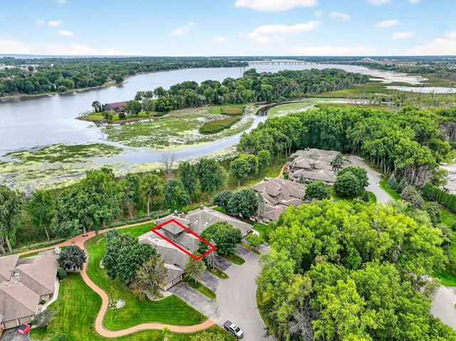 $639,900 | 2905 Fox Run, Appleton, WI 54914