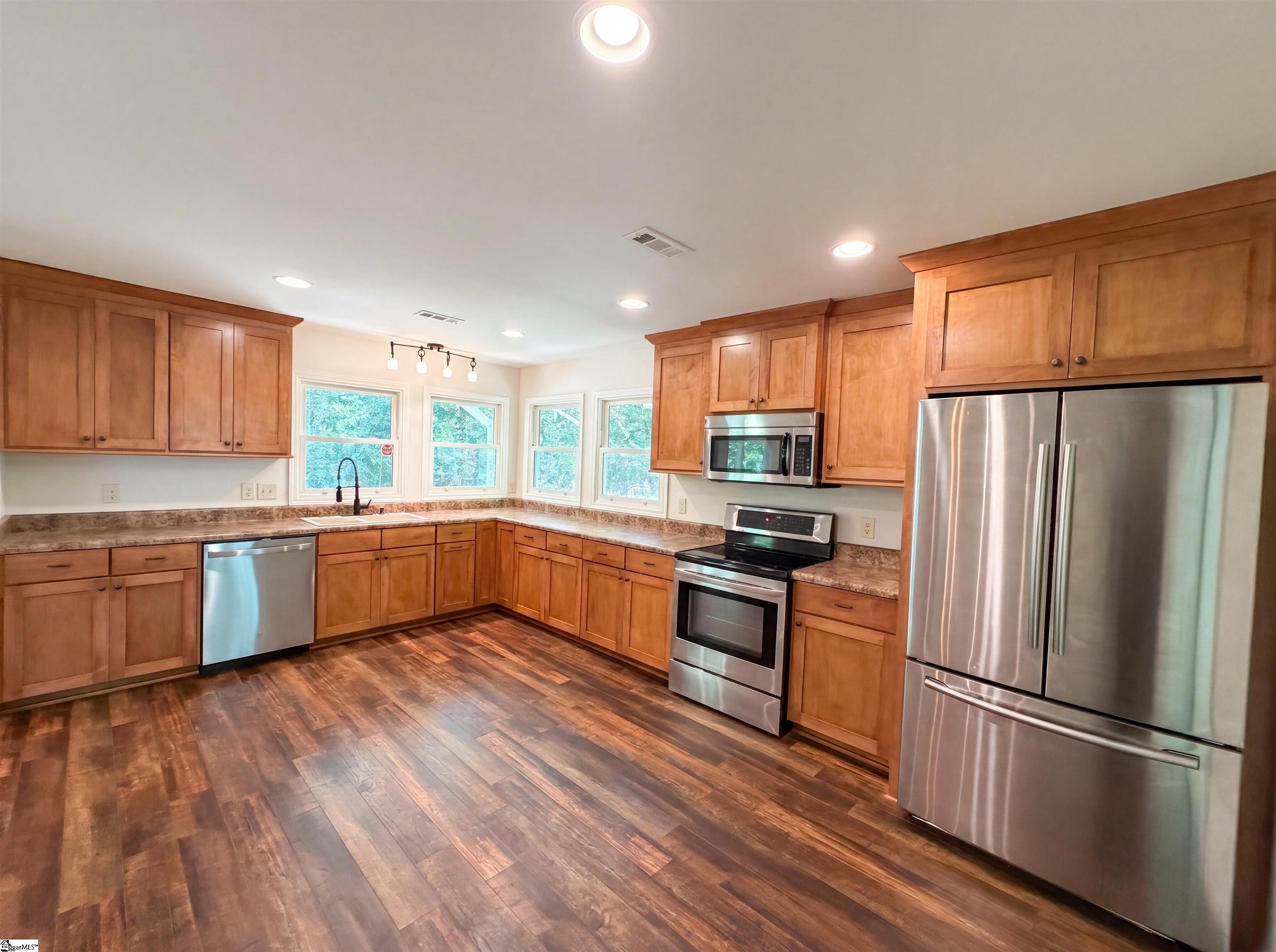 414 Ray Blackley Road Inman, SC 29349 - Photo 9 of 31