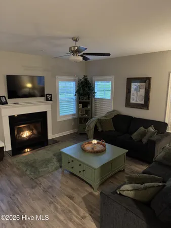 $2,600 | 110 Sea Breeze Court, Holly Ridge, NC 28445