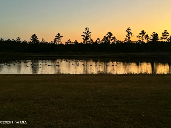 $2,600 | 110 Sea Breeze Court, Holly Ridge, NC 28445