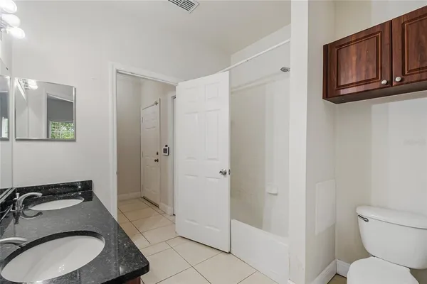 $1,850 | 3611 Conroy Road, Unit 835, Orlando, FL 32839