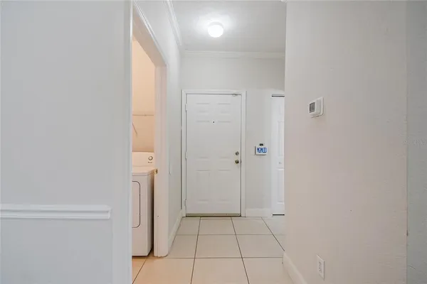 $1,850 | 3611 Conroy Road, Unit 835, Orlando, FL 32839