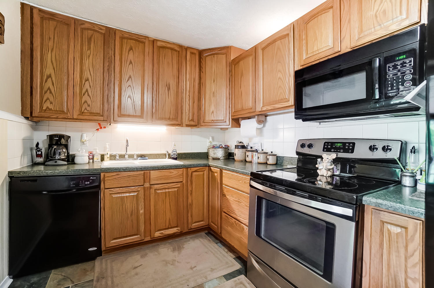 3965 New Carlisle Springfield, OH 45504 - Photo 11 of 40