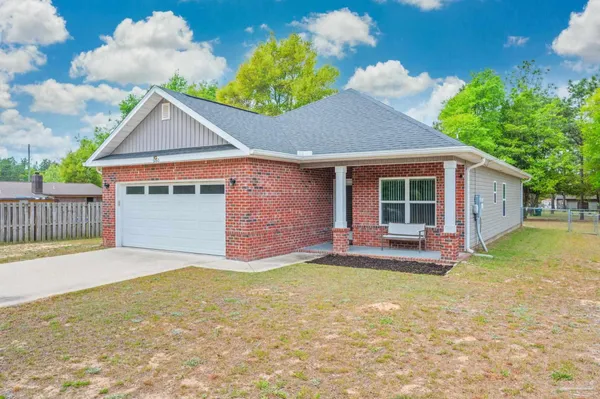 $290,000 | 6160 Hayes Drive, Crestview, FL 32539