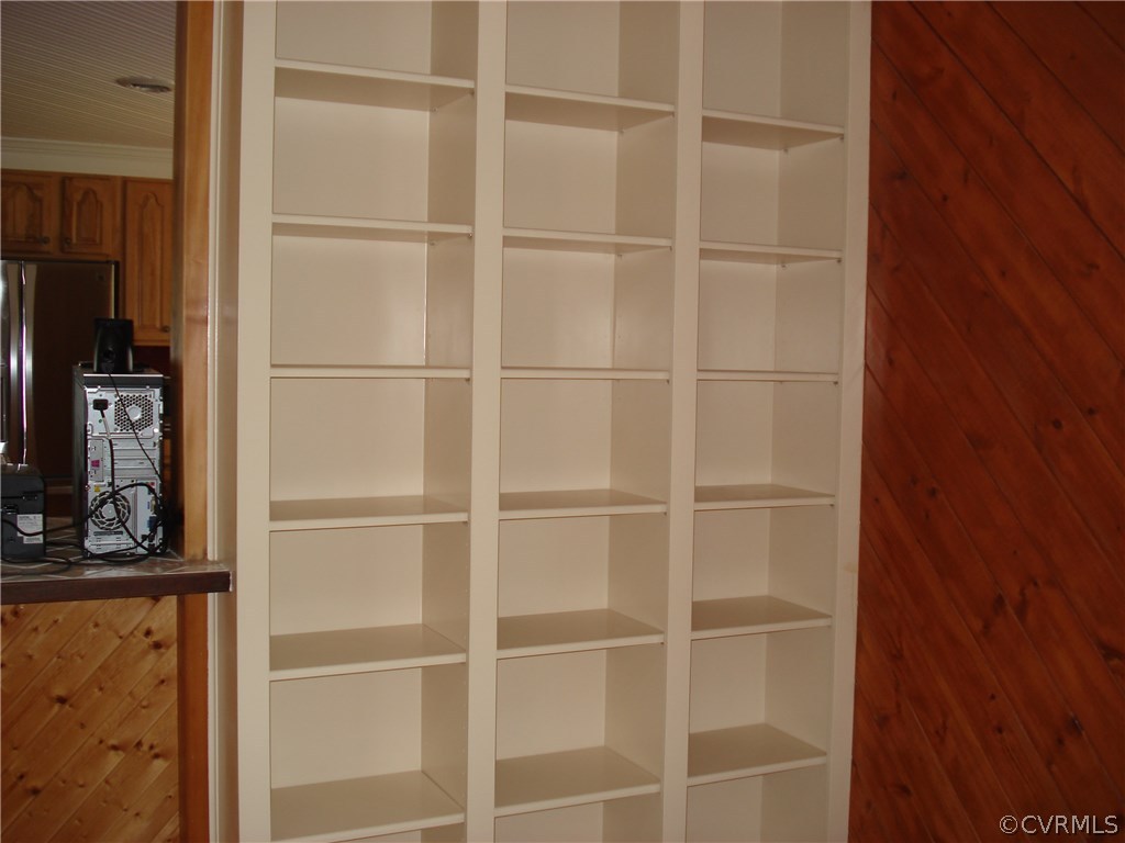 31255 Millers Crossing Road Hanover, VA 23069 - Photo 17 of 44 Book shelves in Living Room