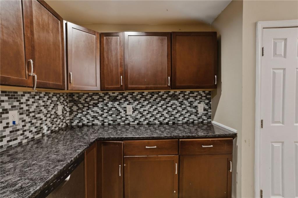 2747 Claire Terrace Decatur, GA 30032 - Photo 18 of 37