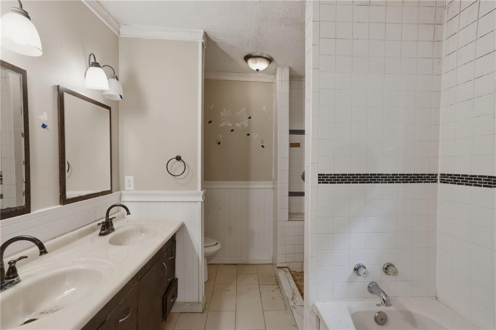 2747 Claire Terrace Decatur, GA 30032 - Photo 28 of 37