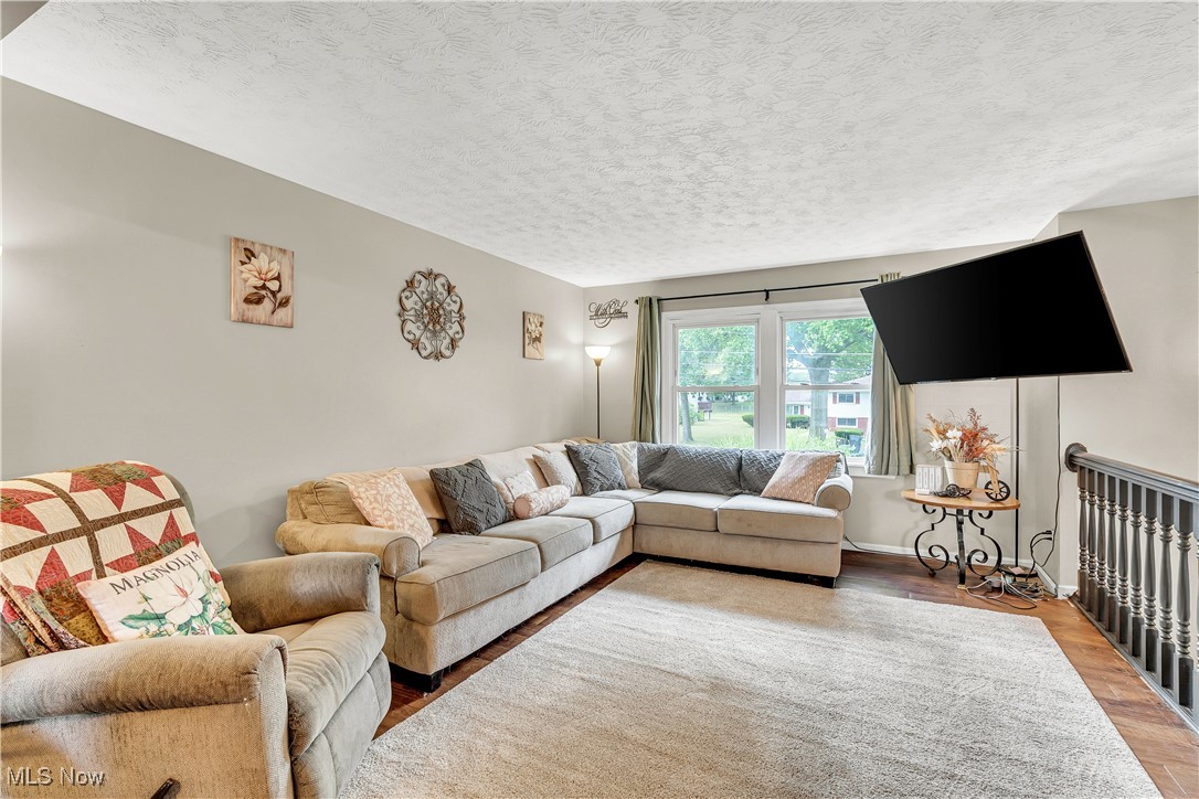4815 New Road Youngstown, OH 44515 - Photo 4 of 41 Gallery Image 4