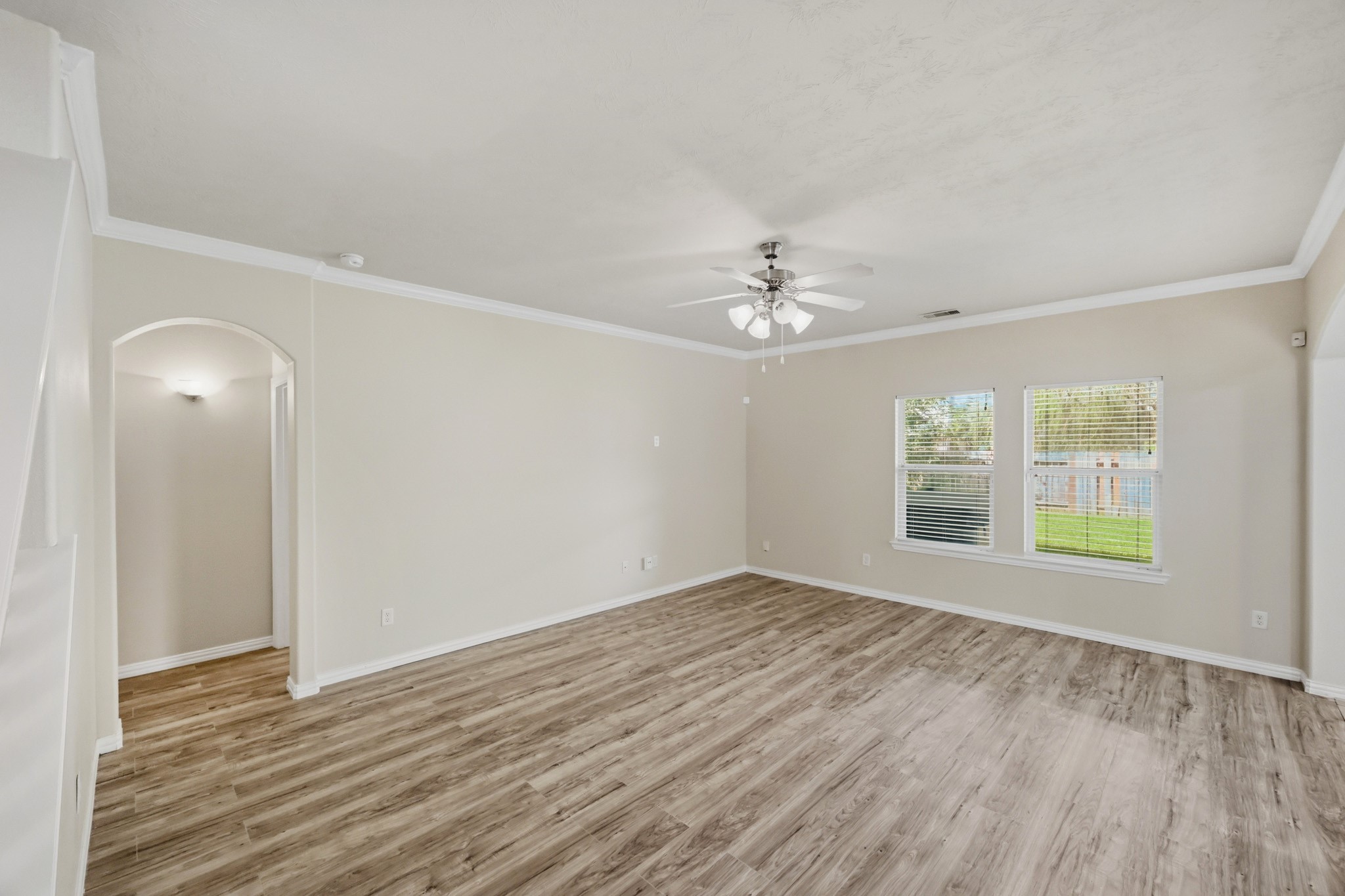 25615 Crisp Spring Lane Spring, TX 77373 - Photo 9 of 42