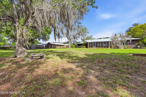$539,000 | 125 Twin Lake Grove Drive, Interlachen, FL 32148