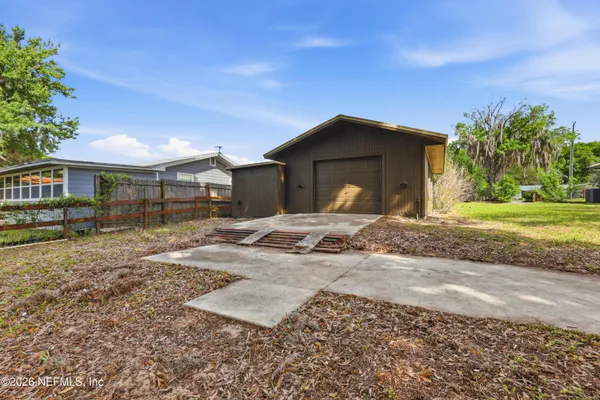 $539,000 | 125 Twin Lake Grove Drive, Interlachen, FL 32148