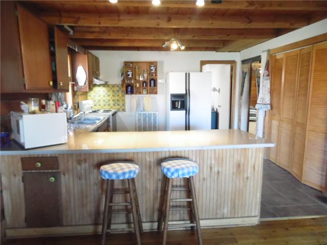 33 Whitsett Road Nashville, TN 37210 - Photo 4 of 17 Breakfast bar
