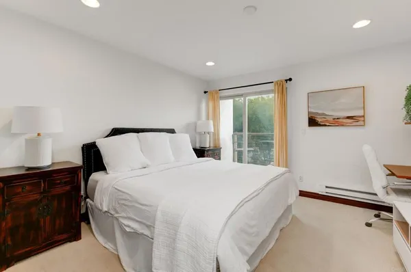 $4,700 | 935 Genter Street, Unit 212, La Jolla, CA 92037